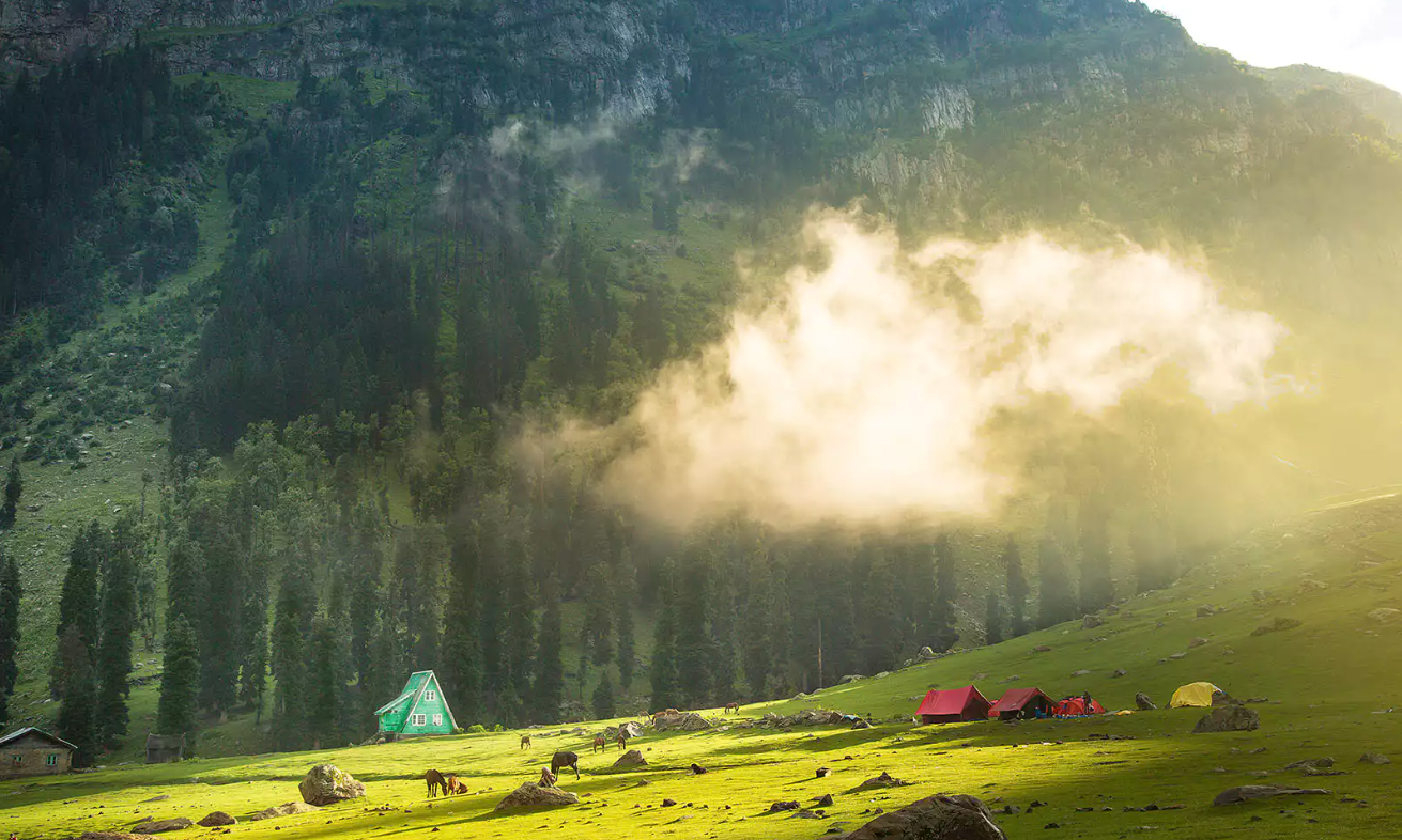Tarsar Marsar Trek